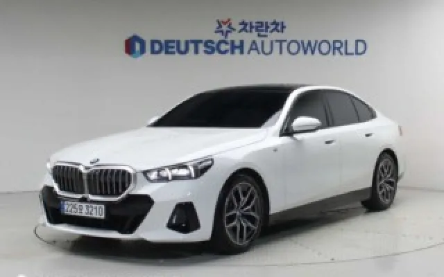 인천중고차단지 5시리즈 (G60) 520i 매물 사진 10 - 2025/01 12,451km