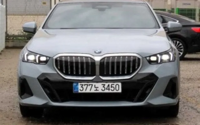 인천중고차단지 5시리즈 (G60) 530i xDrive 매물 사진 14 - 2024/05 28,665km